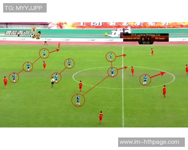 帕齐尼称赞莱奥进步显著学习中锋跑位技巧提升明显